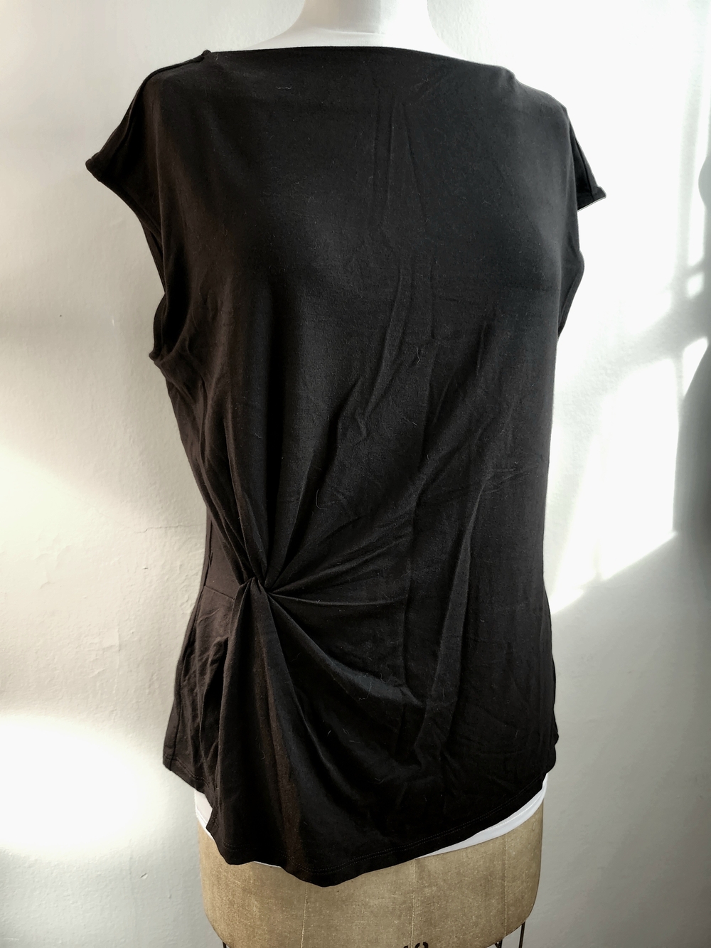 NWT Talbots Women Black Platinum Jersey Side Twist Sleeveless Top Blouse Shell M